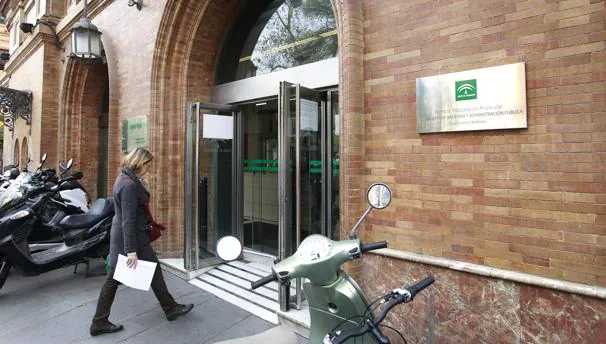 Sede de la Gerencia Provincial de la Agencia Tributaria de Andalucía en Sevilla