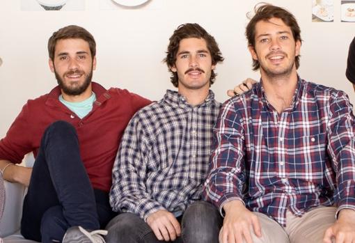 De izquierda a derecha, Ricardo Sanz, Ignacio Pilar y Pedro Piñar, fundadores de Foodyt Carta Digital