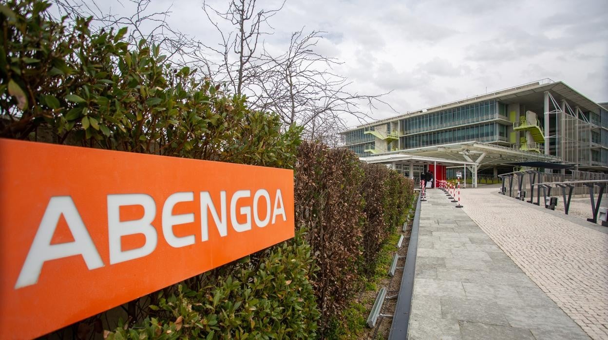 Absueltos Urquijo y el resto del consejo de Abengoa en el concurso