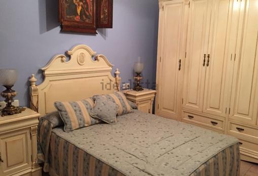 Habitación de la casa en Niebla