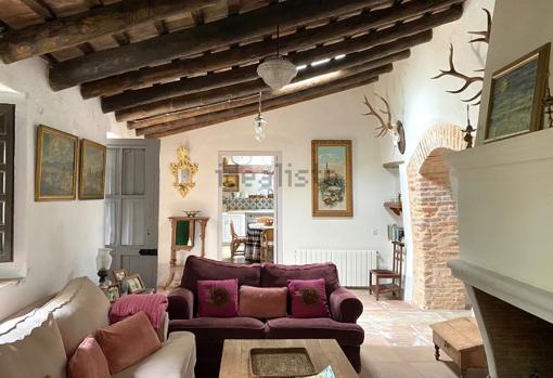 Salón de la casa de pueblo