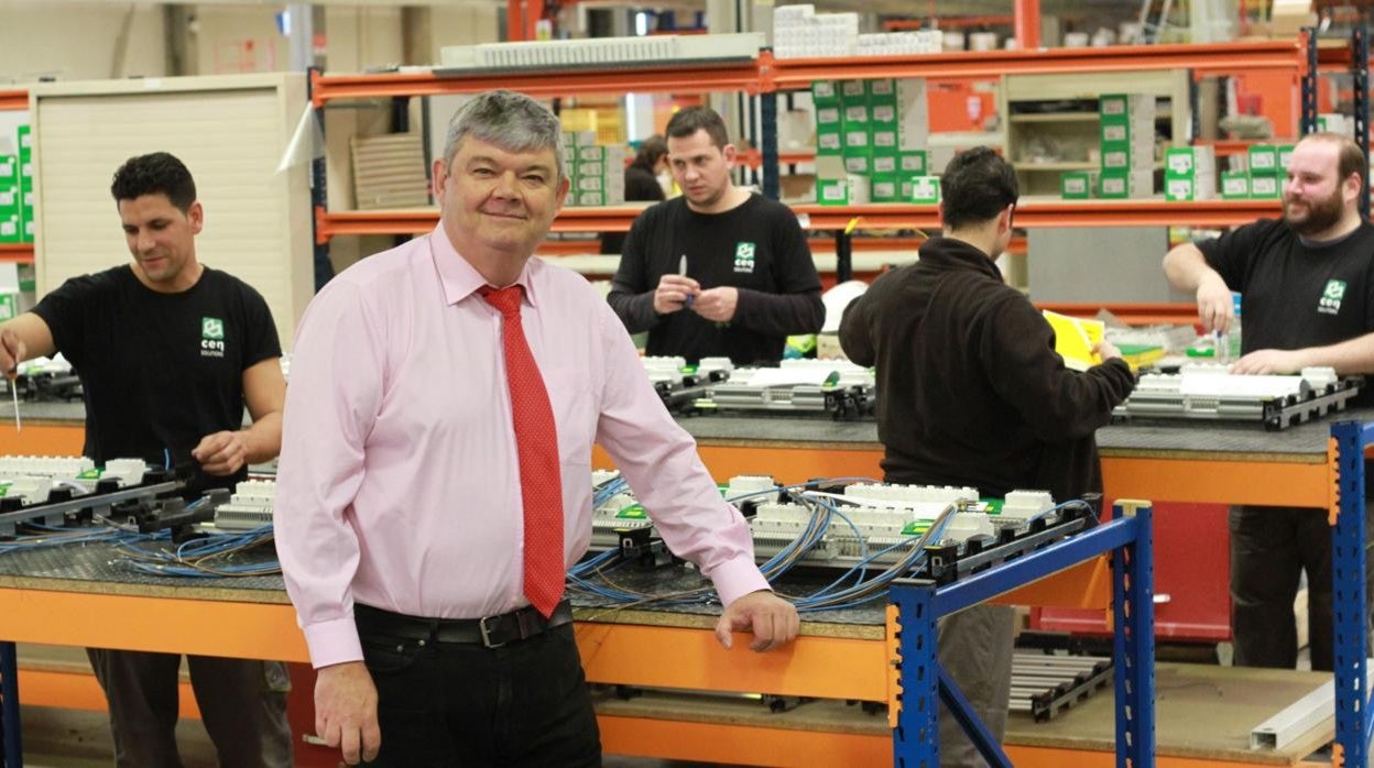 José Manuel Gómez Solís, fundador y director general de CEN Solutions, en las instalaciones de la empresa