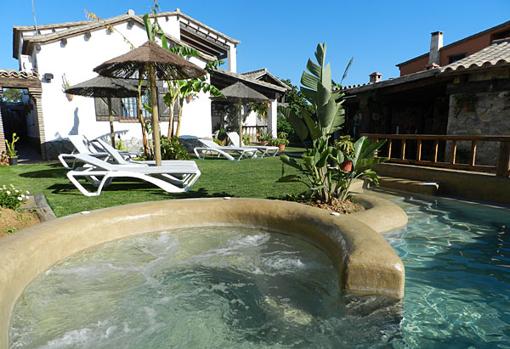 Piscina del apartamento