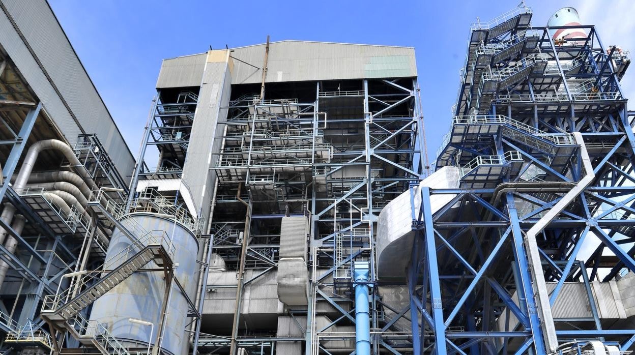 Las centrales de carbón cerrarán en 2025