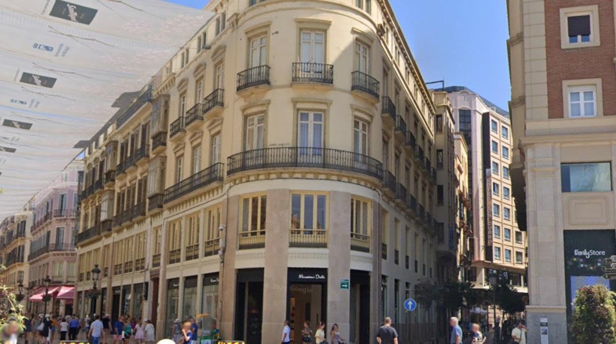 Edificio de la calle Larios de Málaga, propiedad de la socimi andaluza Res Gestae, que acaba de comenzar a cotizar en Euronext Paris