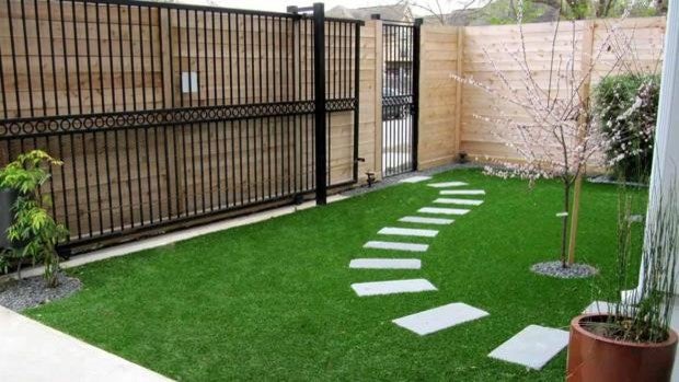 Estas son las grandes ventajas del césped artificial en la decoración del hogar