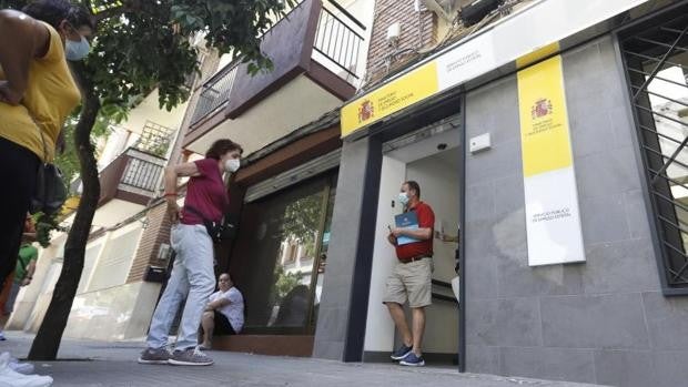 Estas son las ayudas que puedes solicitar cuando se te termina el paro