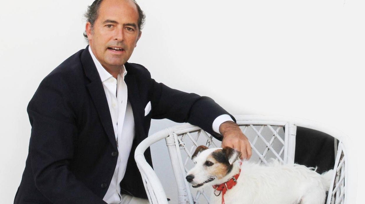 Luis Manuel Halcón Guardiola, fundador y CEO de la comercializadora online de seguros para mascotas Petplan