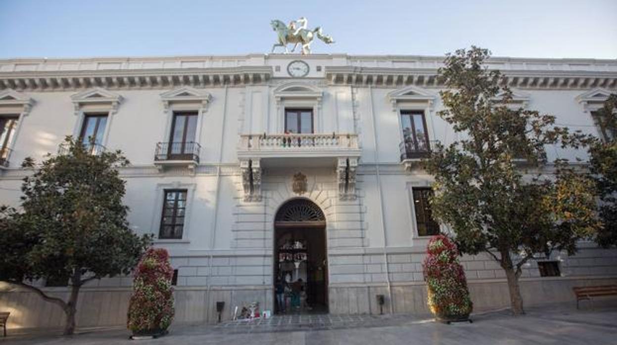 18 candidaturas optan a la Alcaldía de Granada