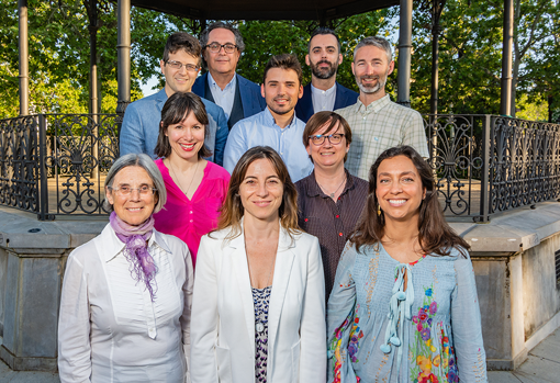 Marta Gutiérrez, en el centro, junto al resto de candidatos de Vamos Granada