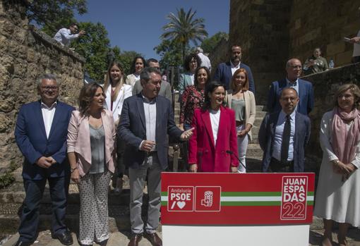 Espadas con los cabezas de lista de la plancha socialista