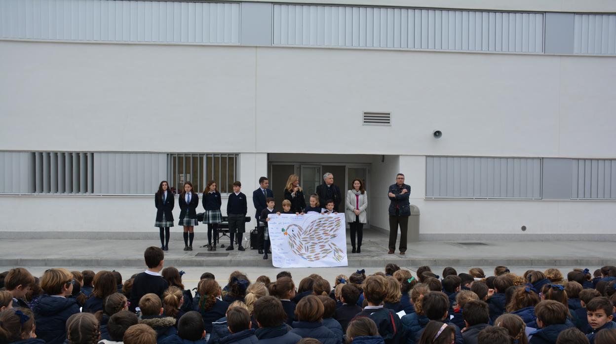 El acto central de la jornada reunió a la comunidad educativa