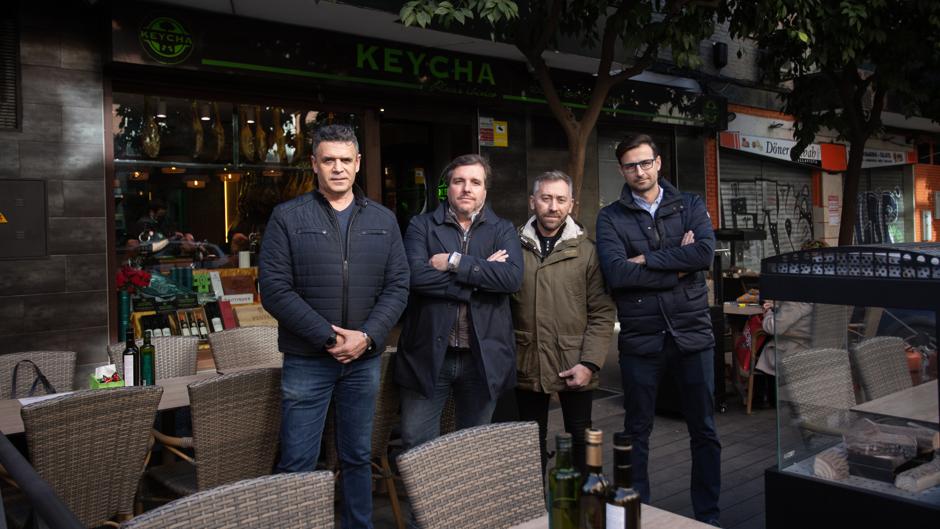 Un año de tarimas en la calzada: así las necesitan los hosteleros
