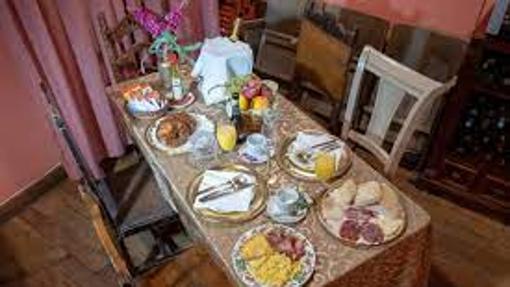 Desayunos con mucha miga: los bares de Sevilla que más panes ofrecen