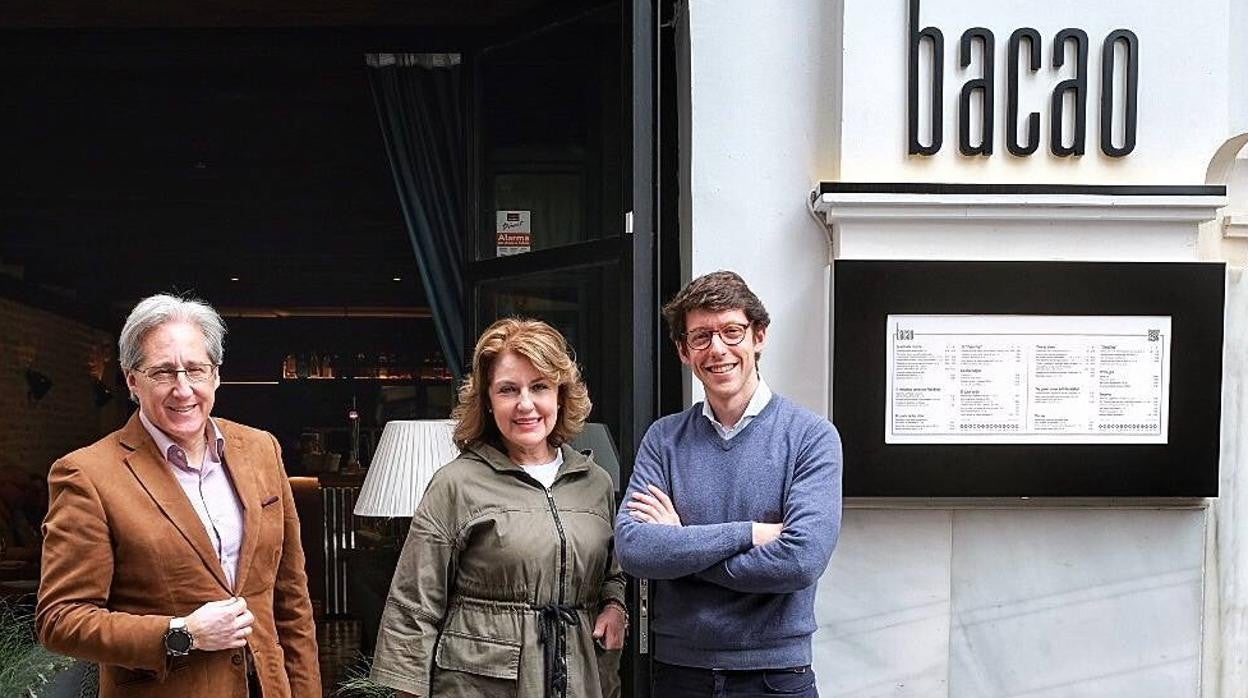 Pedro Robles, Laura Robles y Jesús Robles Calero