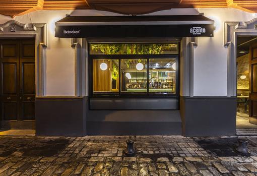 Acento Social Eatery