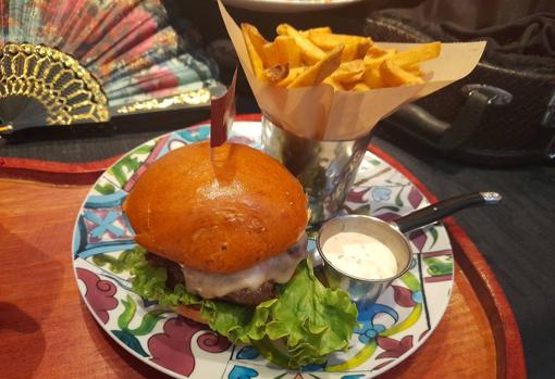 Hard Rock Café se pone flamenco y saca recetas sevillanas