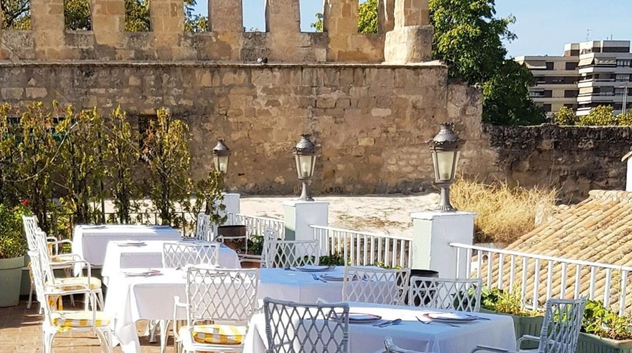 Terraza en la azotea del restaurante Casa Rubio