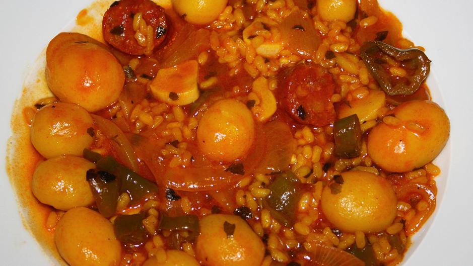 Aprende a cocinar estas tradicionales patatas con arroz
