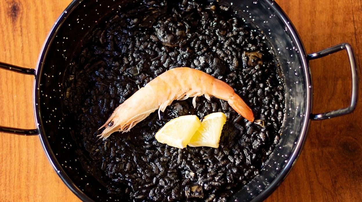 El arroz negro acaba de incorporarse a la carta de este restaurante
