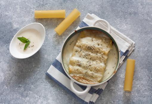 La bechamel es una salsa idónea para acompañar platos de pasta