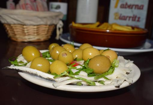Los famosos boquerones en vinagre de Biarritz, que ya preparaba el abuelo