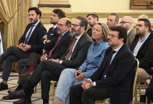 Autoridades asistentes a la entrega de Premios, que cumplen su séptima edición
