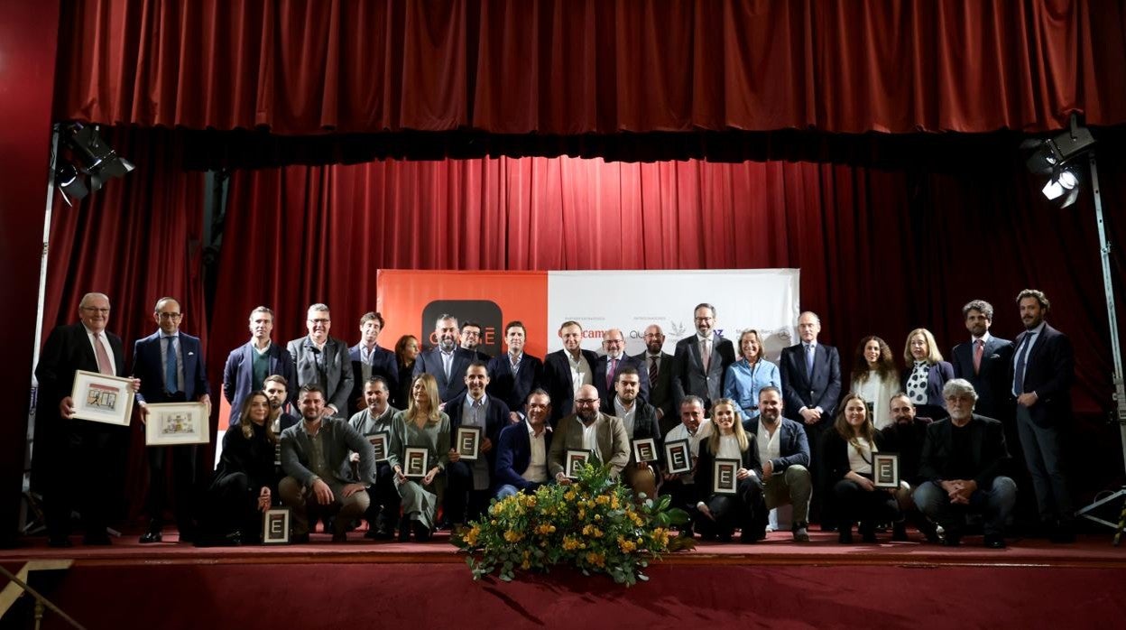 Premiados, jurado, patrocinadores y autoridades, en la entrega de los Premios GURMÉ Córdoba 2022