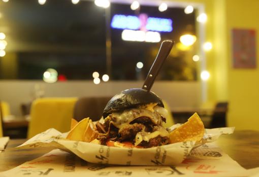 Las hamburguesas llevan carne de productores locales