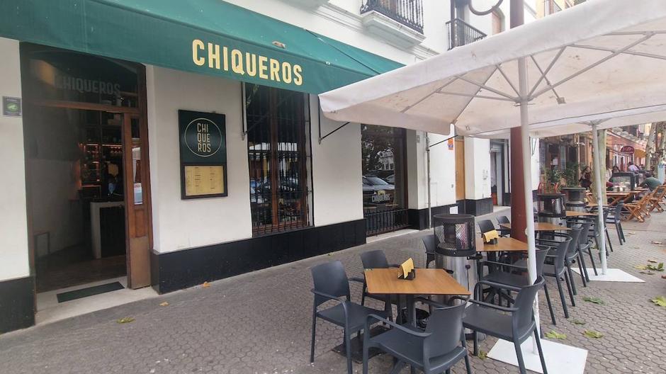 Chiqueros, una abacería moderna junto a la Maestranza