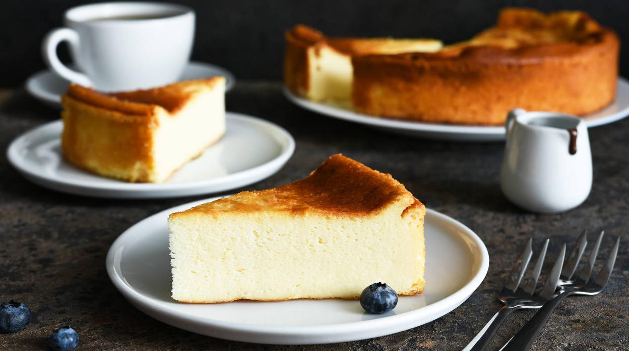Deleita a tus comensales con esta rica tarta de yogur