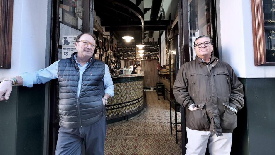 Manolo Rodríguez y Pepe Rodríguez: «Las tabernas son los sitios en los que te encuentras con la gente»