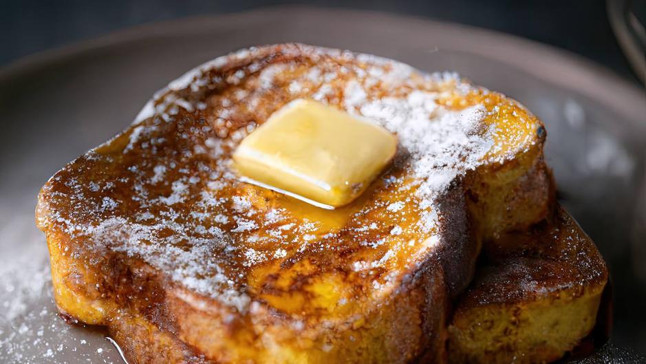 Torrijas de pan brioche, la receta del postre de Cuaresma que triunfa todo el año
