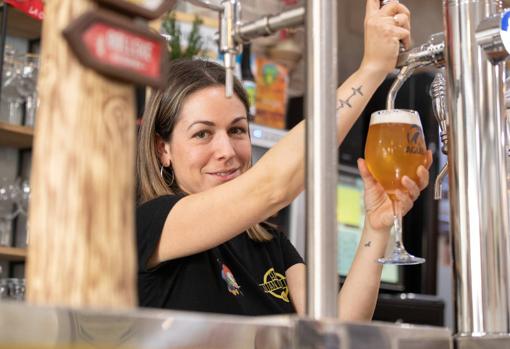 Inma Gutiérrez (Bar Juan Carlos): «Mi padre siempre me dice: no discutas con el cliente»