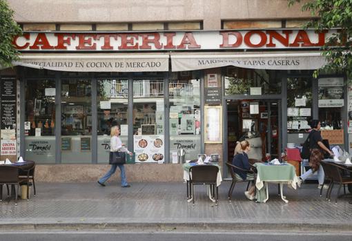 Mariano García (Donald): «Somos de los pocos sitios de Sevilla donde se siguen cantando las tapas»