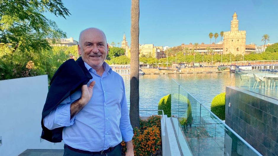 Sixto Tovar: «No hay nada mejor que una barra llena»