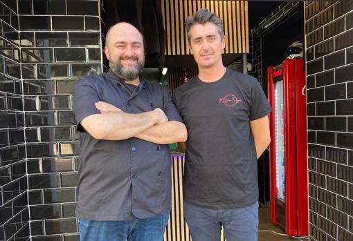 Mentidero lanza una línea de burger en su local de los Jardines de Murillo