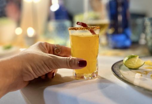 Cóctel de mango picante