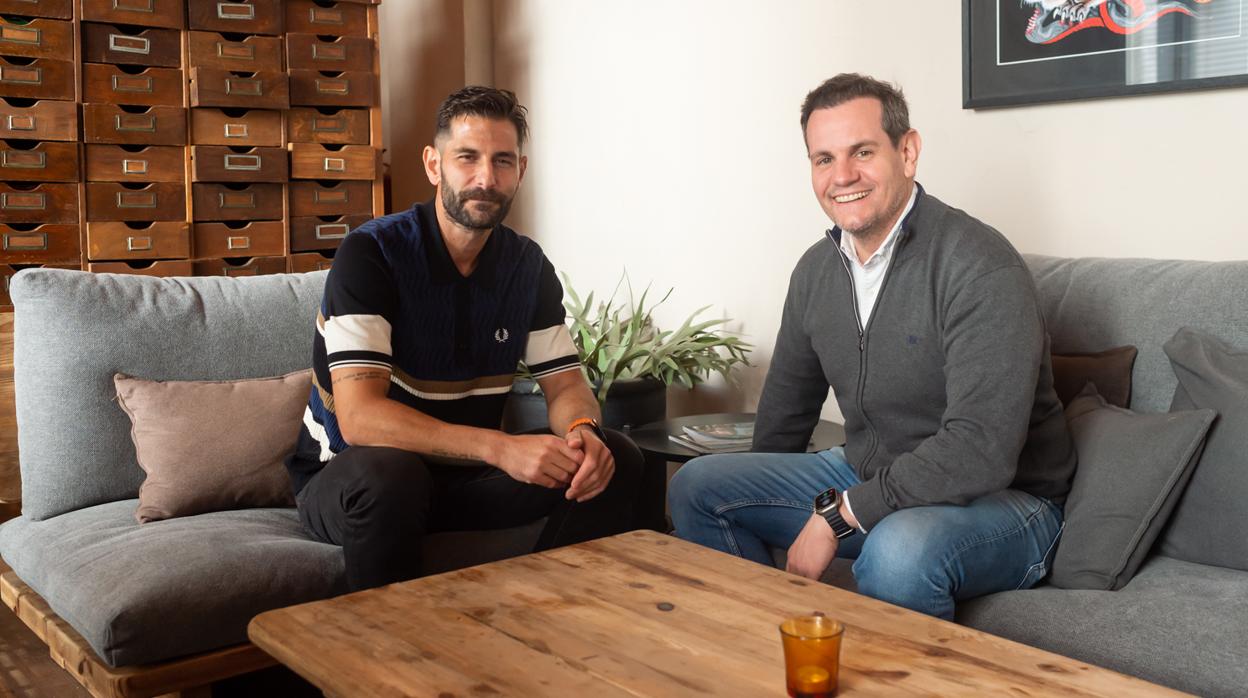 El Mano a mano a está protagonizado por Ernesto Malasaña, de Grupo Perro Viejo, y Alberto Granados, de Grupo Catalina