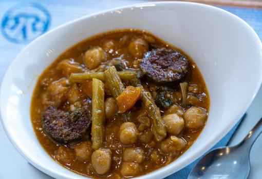 Barrabar&#039;s renueva su carta con más clásicos de la cocina sevillana