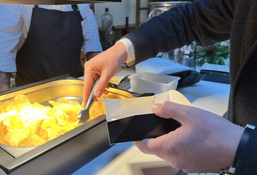 La Taberna del Alabardero acoge la presentación de las patatas &#039;Nana&#039;