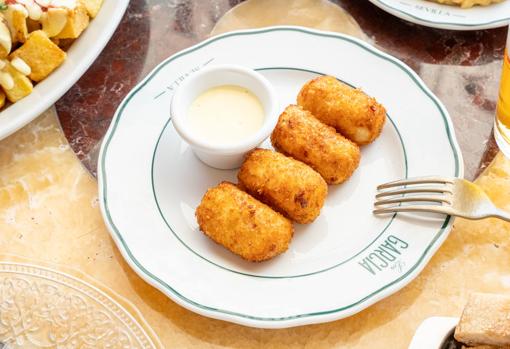 Ovejas Negras presenta oficialmente Los García en el local del antiguo Mareantes