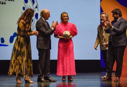 Begoña Rodrigo (La Salita), recogiendo la distinción de 3 Soles