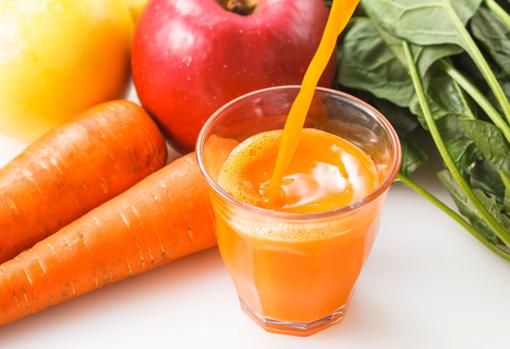 El batido detox de zanahoria también cuida tu piel