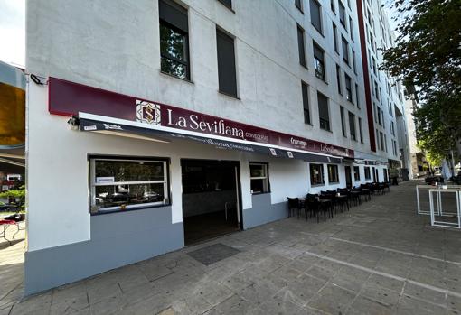 La Sevillana, cerveceo y tapeo a gran escala junto al Alamillo