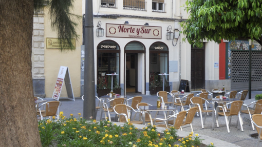 Dónde comer mientras se disfrutan de las Cruces de Mayo de Córdoba