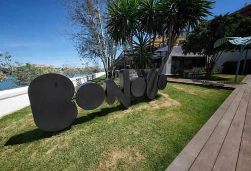 Bonobo, nueva terraza gastronómica con vistas al Guadalquivir