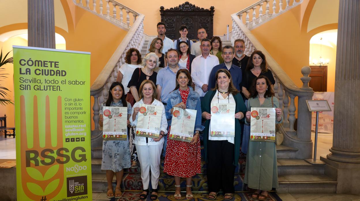 Foto de familia de la presentación de la Ruta sin gluten