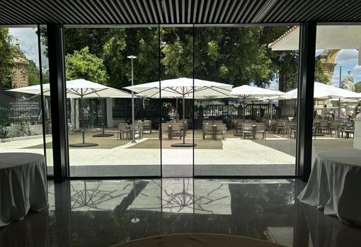 El 29: cocina «non stop», dos cartas distintas y vistas panorámicas al Parque María Luisa