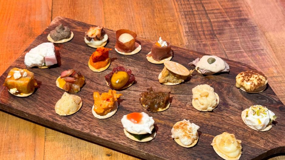 La Cacharrería se une a Panadería Obando para crear 'El menú más crujiente del mundo'